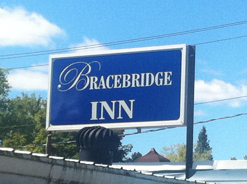 Bracebridge Inn Екстер'єр фото